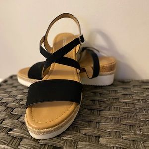 Size 9 * Summer sandal * Espadrille * Black suede *